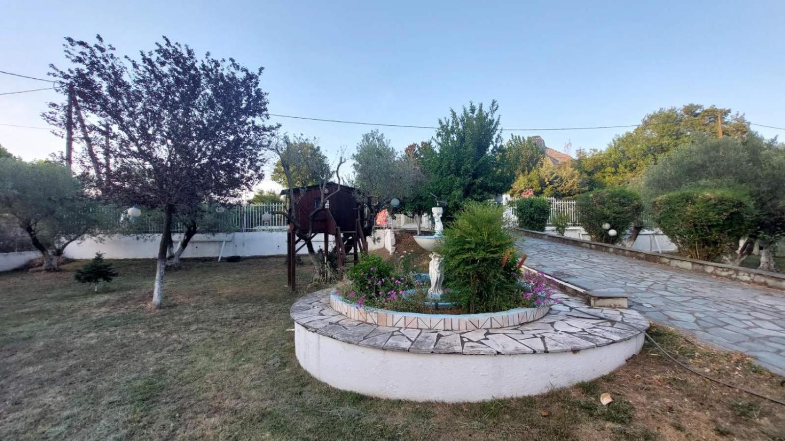 Гостевой дом Pomegranate Tree House - Meteora Калампака Экстерьер фото